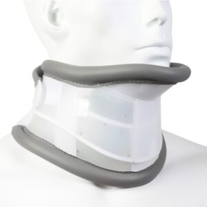 RIGID CERVICAL COLLAR WITH CHIN SUPPORT